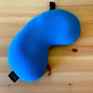 Bucky travel neck pillow